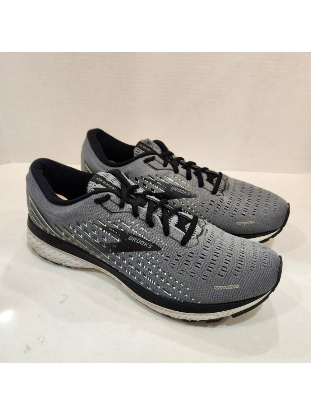 Brooks Ghost 13 Running Shoes Mens 12 2E Wide Gray Mesh Athletic Sneakers